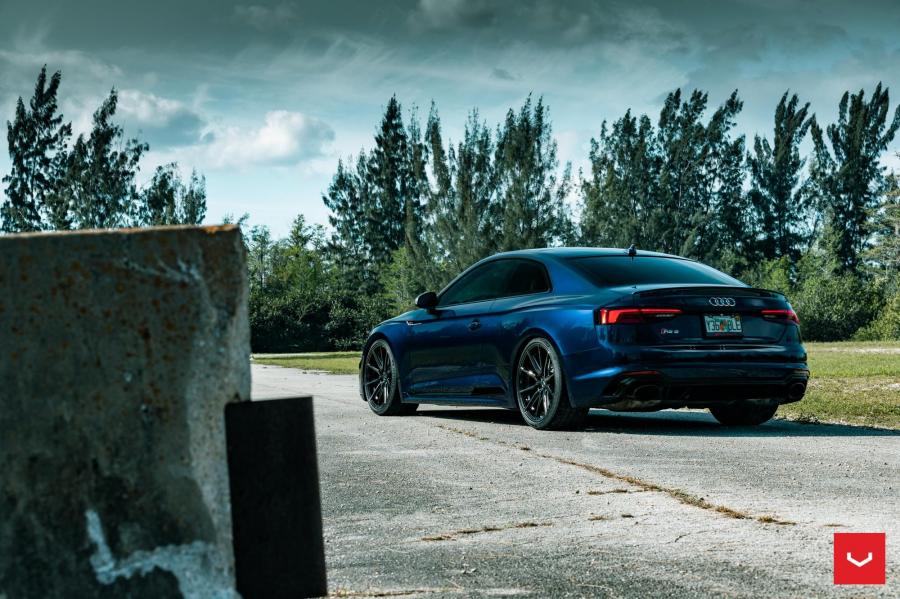  Audi RS5 Coupe on Vossen Wheels (HF-3) 2019 года  (фото 21 из 27)